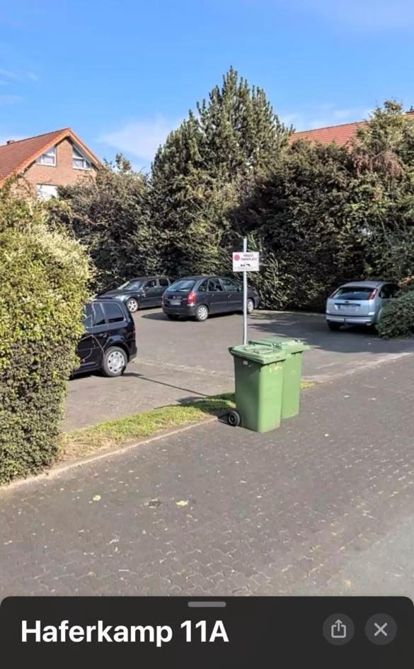 Black Mirror Inkl Wlan, Parkplatz Detmold Buitenkant foto